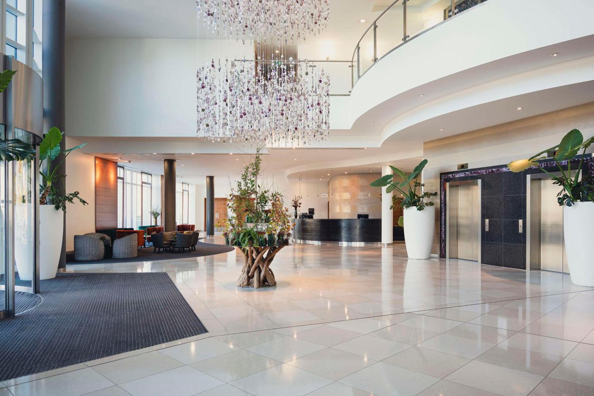 Hilton Reading Exterior foto