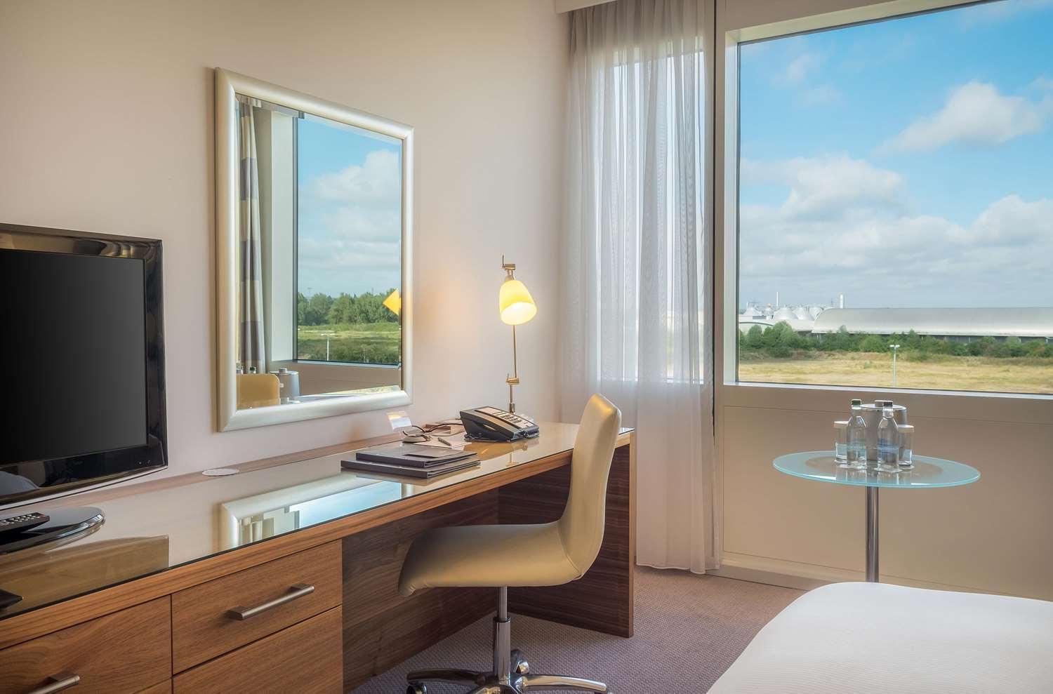 Hilton Reading Exterior foto